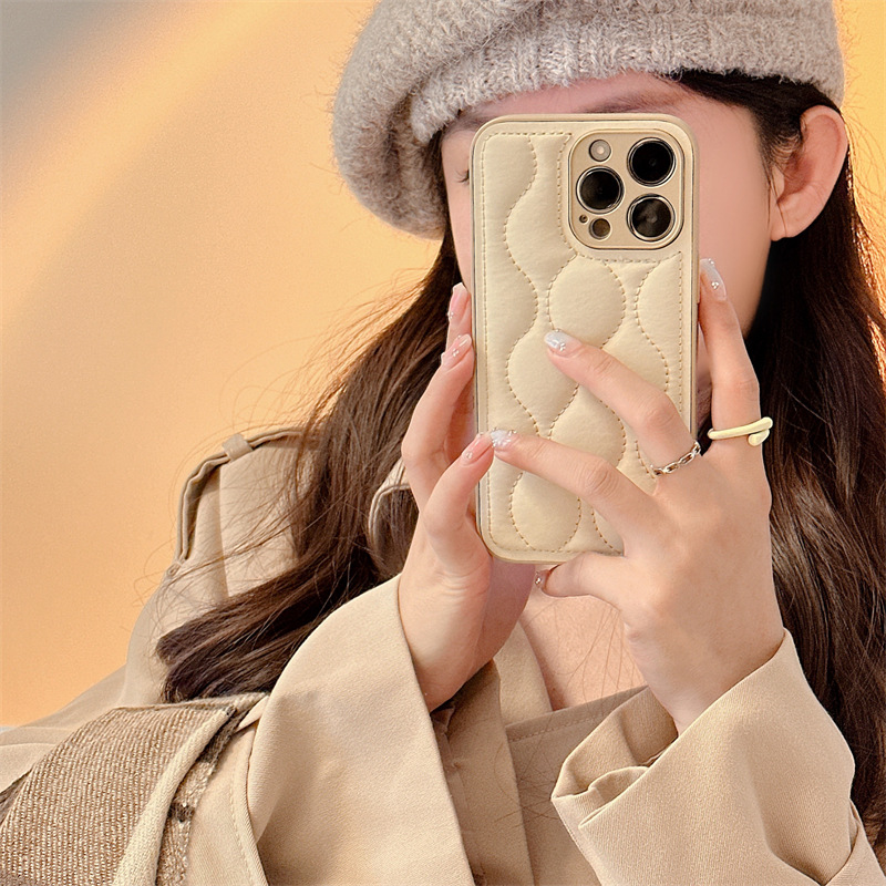 High-end Brown Down Jacket Is Suitable For Iphone14Promax