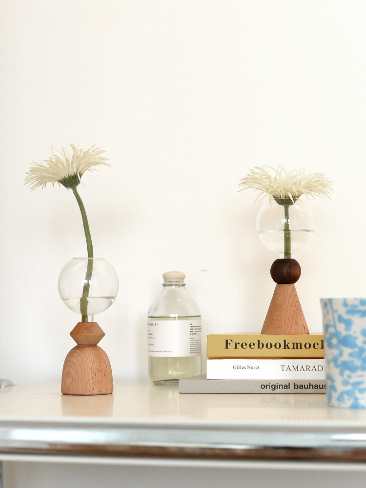 Florero burbuja geométrico con base de madera estilo nórdico